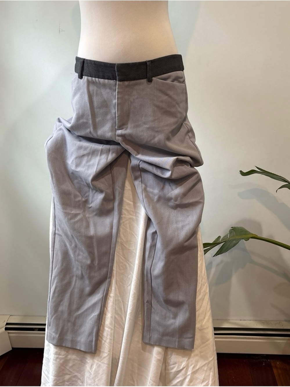 Elle Light Gray Cropped Dress Pants with Black Waistband